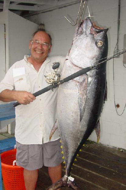 Jerry with a very rare 100+lb Bigeye tuna caught on the T.O.O. organzied TBB 06 charter